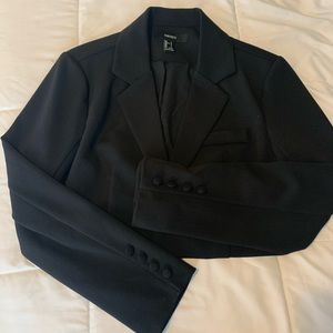 Black cropped blazer from Forever 21. Size large.
